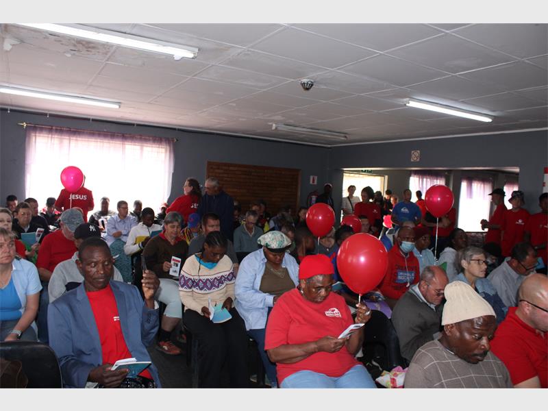 The ministry blessed the centre with bibles, worship, and words of encouragement, reminding residents they are not forgotten.
