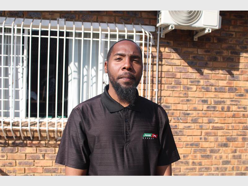 Clr Thulani Simelane and his team rolled up their sleeves to help care for residents at the Pollak Park centre for people living with disabilities.
