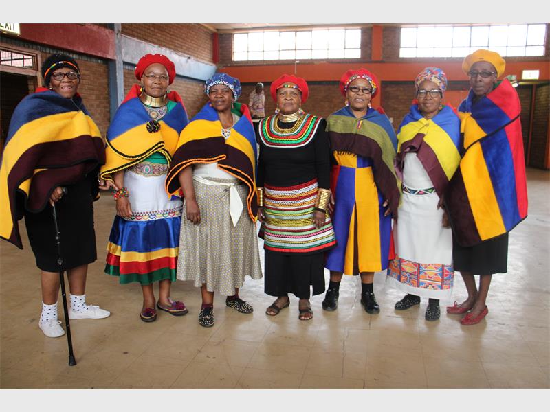 Kwa-Thema’s elderly residents were treated to a day of joy and celebration when the Juluka 11 Foundation hosted its second Heritage Day event at the Old Age Home, filled with colour, song, dance
