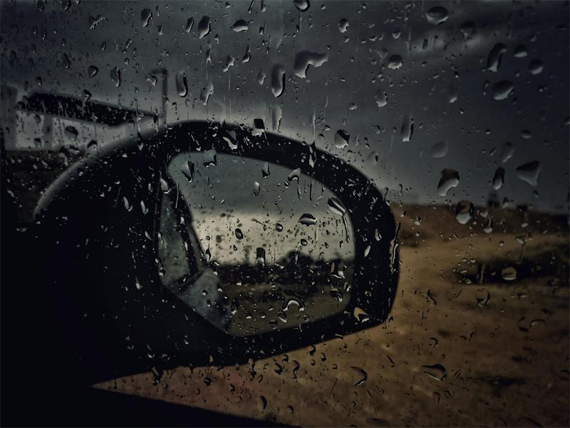 While heavy rain lashes other provinces, Gauteng is still waiting for its first proper showers. But when the heavens open, motorists will need to be ready for treacherous roads.