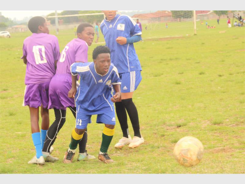A determined Selcourt Estate FC put up a strong second-half performance against Sparrow FC in an exciting U15 clash at the Kwa-Thema Sports Complex.