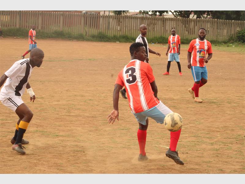 A hard-fought clash between the Black Stars and the Red Nation ended in a 1-1 draw at the Bohman Ground on December 7.