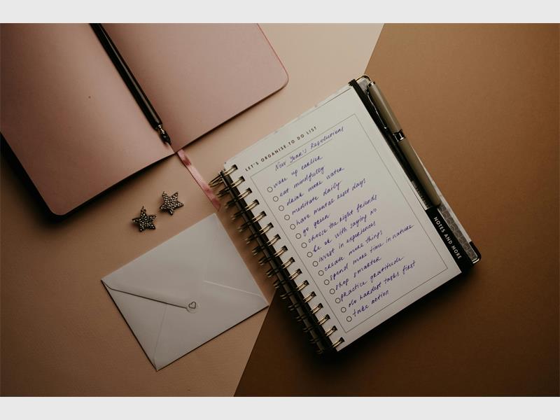 Before rushing to write 2026 resolutions, HR director Annemie Burger says people should pause and reflect on what truly matters. She shares five questions to help set goals that align with your values and inspire lasting change.