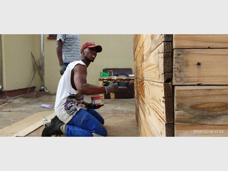 From hobby to hustle: Tsakani entrepreneur Mandla Jamela builds a career in carpentry