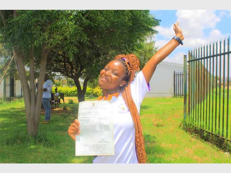 Mbongeni Mgugudu’s Mahlatsi Mlengetshe shines with five distinctions in 2025 matric exams