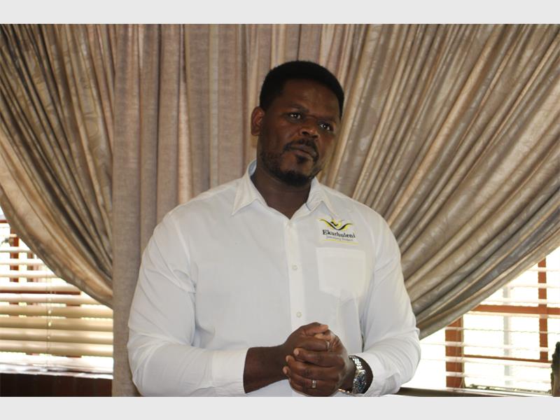 WEB: Kwa-Thema Skills School celebrates as 13 learners join Ekurhuleni Jewellery Project PRINT: Kwa-Thema learners join jewellery project TEASER: Kwa-Thema Skills School marked a milestone on Wednesday when 13 former learners were onboarded into the Ekurhuleni Jewellery Project, with women making up the majority of the new intake for the first time. The Kwa-Thema Skills