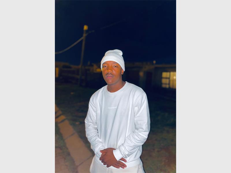 After six months away from production, 20-year-old Loyiso returns with a breakthrough single, and prepares to honour his late father with a heartfelt album.