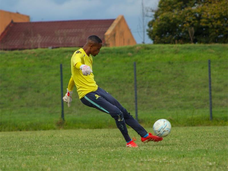 A solid defence and missed chances from JD saw Ballers FC claim an important league win at KwaThema Stadium.