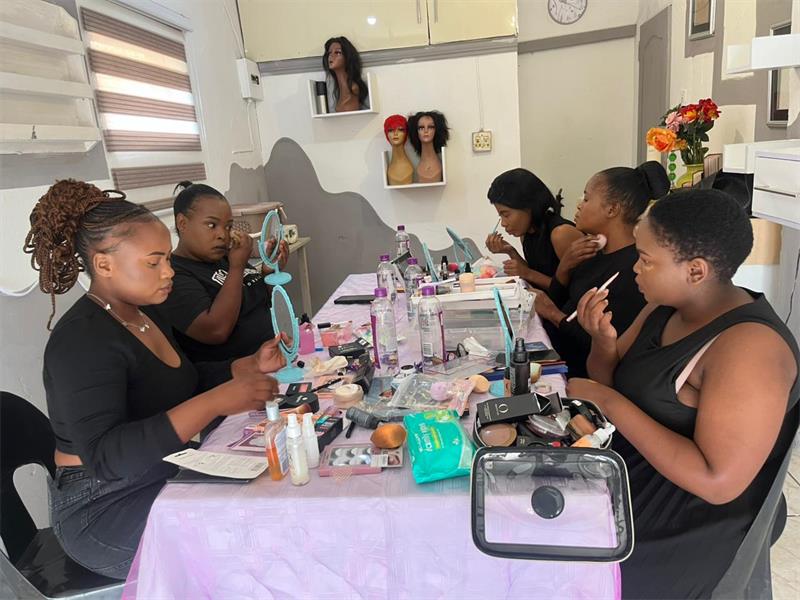 Kwa-Thema make-up artist offers free classes to boost skills