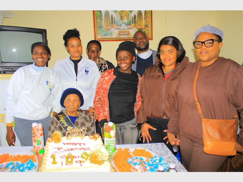 Family, friends and community members gathered to celebrate Violet Molefe’s 109th birthday and honour her life journey, faith and resilience.
