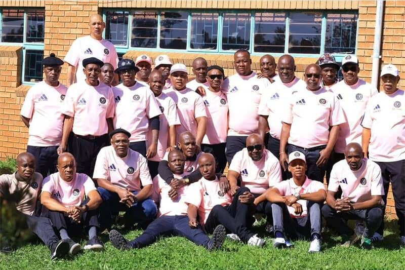 The Langaville Orlando Pirates Supporters branch marked its 20th anniversary with celebrations, elections and tributes to founding members at the Kwa-Thema Old Age Home.