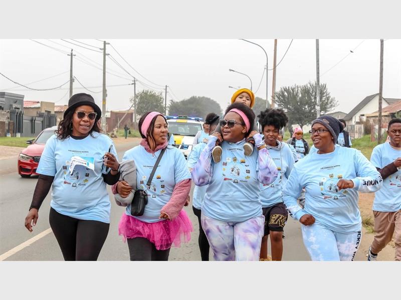 Women, families and community members gathered in Tsakani for a wellness walk hosted by The Embraced Woman to promote healthy lifestyles and raise awareness during National Women’s Health Week.
