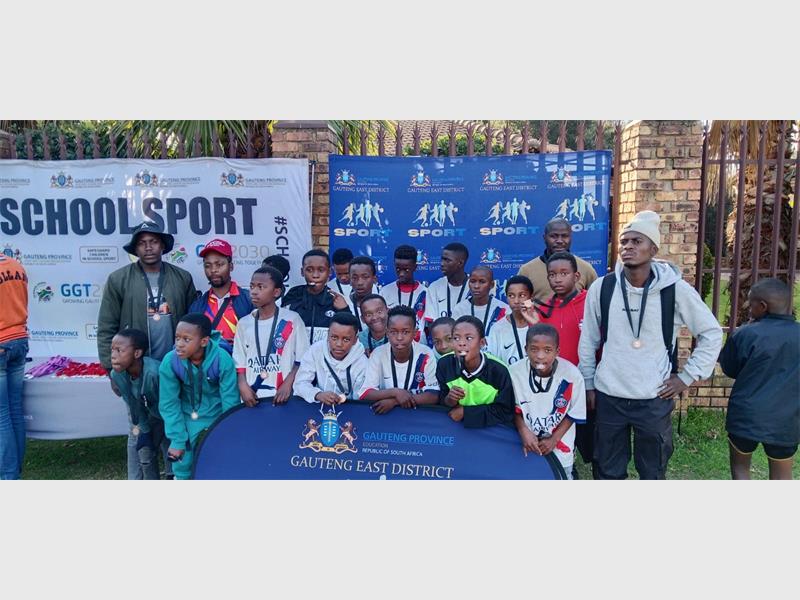 Fred Habedi Primary School's U11 mixed football team emerged victorious at the Gauteng East District Mini-World Cup after an impressive run to the title.