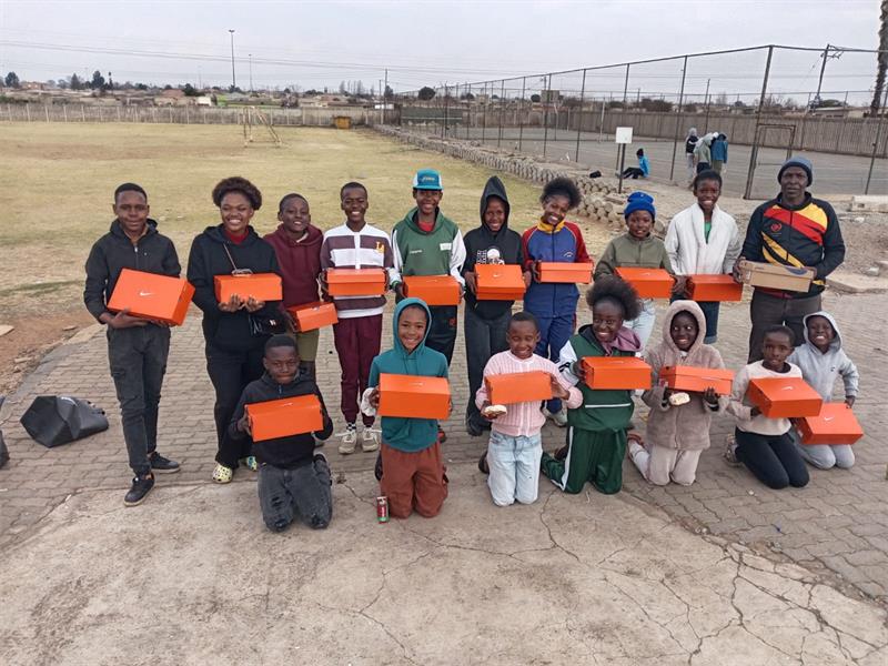Three young athletes from Langaville Athletics Team will compete at the ASA Road Running Championships in Gqeberha after meeting qualifying standards at the Z. Sinqe Series.