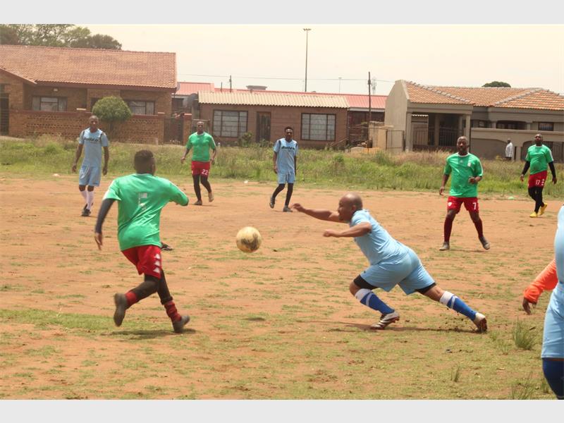 Football lovers from across Kwatsaduza are invited to support their favourite teams as 16 clubs battle for honours in the KTD Masters Super16 Cup.