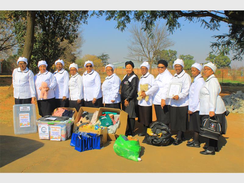 ENokuthula Memorial Park by CalgroM3, together with the Uniting Presbyterian Church in Southern Africa, donated clothes, toys, books and other essential items to Tholakele Children's Home, reaffirming their commitment to supporting vulnerable children and encouraging the community to give back.