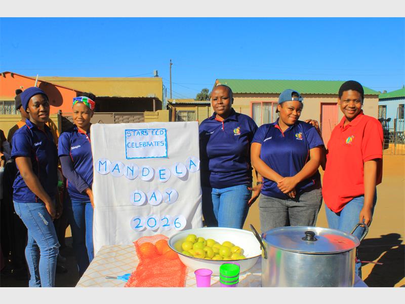 Stars Early Childhood Development Centre in Duduza celebrated Mandela Day by serving meals to more than 50 residents and donating sanitary towels to girls to help address period poverty.