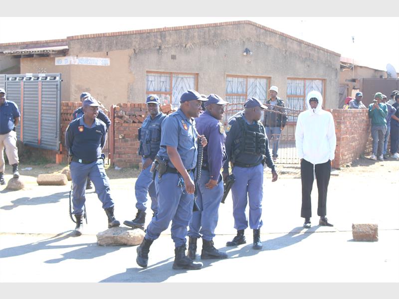 Residents and learners in Tsakani barricaded roads and burnt tyres during a protest over alleged illegal migrants, foreign-owned spaza shops and calls for stronger law enforcement.