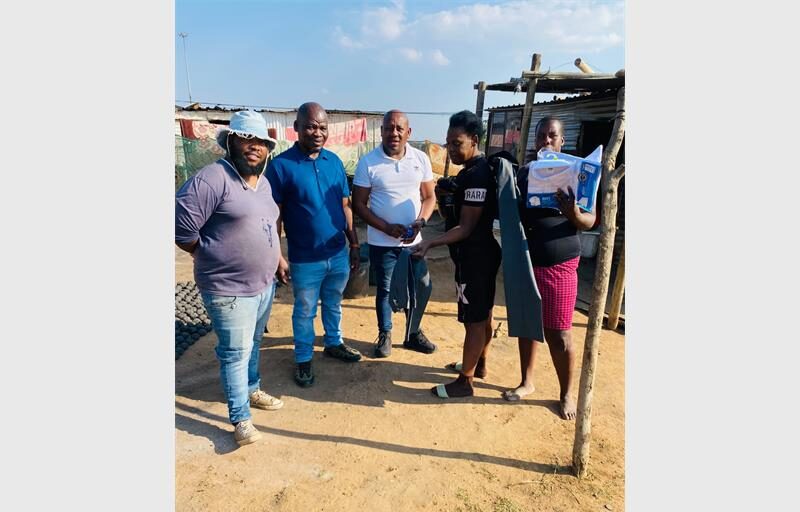 Tsakani CPF and Prayer Tsotetsi donated school uniform to families in need in Tsakani.