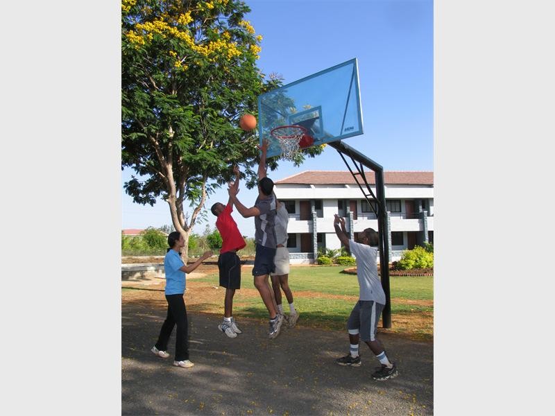 After clinching the Basketball National League Schools Challenge title, Michael Mount Waldorf School’s basketball team has written its name into the history books.