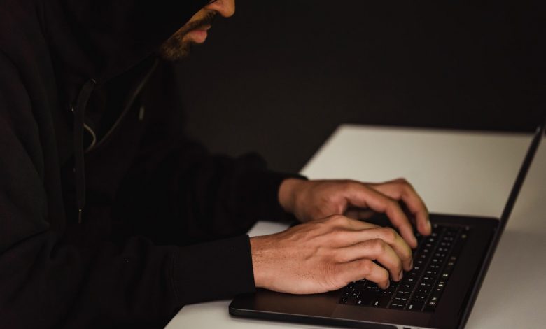 pexels-sora-shimazaki-5926379