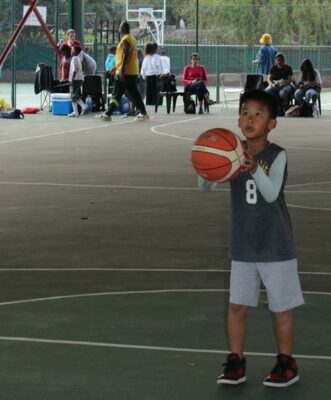 Yi Cheng Zhou is ready to score.