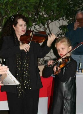 Camelia Onea and Saskia Nel