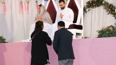 Satguru Mata Sudiksha Ji Maharaj and her husband Nirankari Raj Pita Ji spent the day blessing devotees and visitors alike with spiritual well-wishes. Photo: Lebogang Tlou