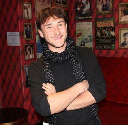 Theatre-love Fabiano Di Giandamenico treated his captivating smile to the hilarious experience of watching Seeing Other People.