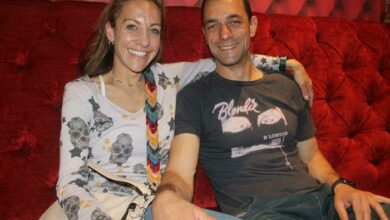 Talia and Mike Koursaris came out to enjoy the final call to watch The Marvelous Wonderettes together.