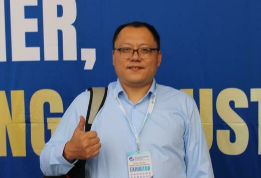 We brought our machines here to showcase our Chinese quality. Many customers have come today to ask about our products. There is a lot of interest. We want to work with the people here.