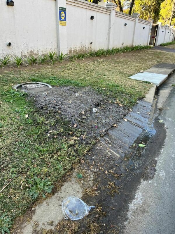 Residents are calling on the City of Johannesburg to take urgent action to resolve these issues and improve service delivery in the area.
