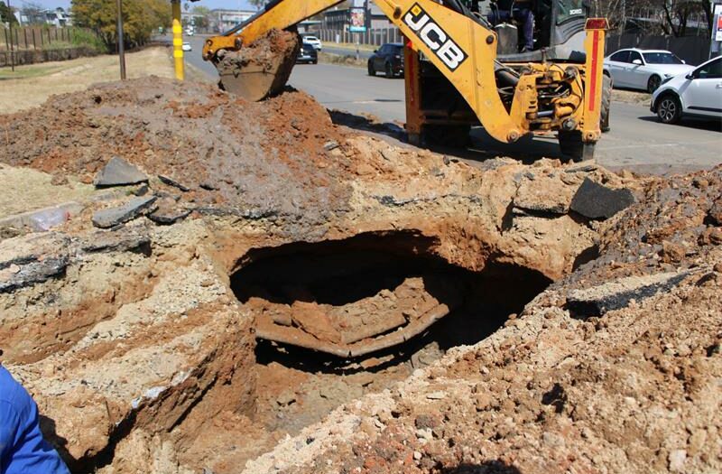 After emergency pipeline repairs in Hurlingham, parts of Sandown, Morningside, and surrounding areas are seeing the gradual return of water.