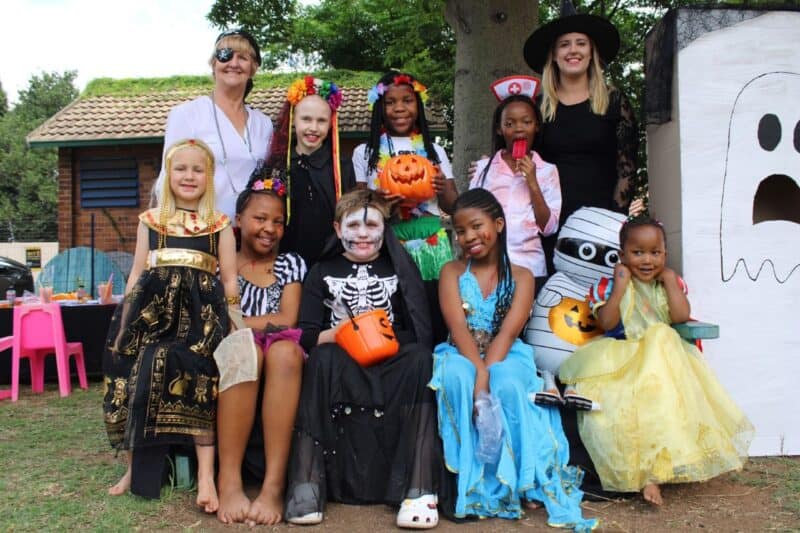 The Parkmore Community Association’s much-loved Halloween festival lit up Shandon Way Park with laughter, creativity, and plenty of sweet treats as families gathered for a morning of spooky fun, all in support of a great community cause.