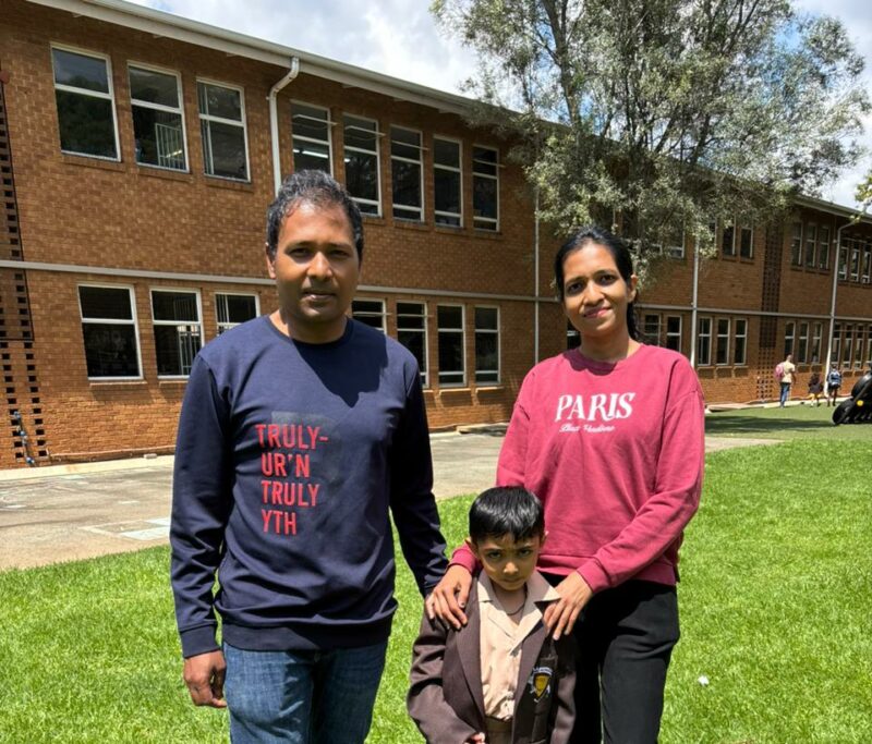 Smiles, stories, and tired little feet marked the end of the school day as Montrose Primary School’s Grade 1 learners wrapped up their first day of big school.