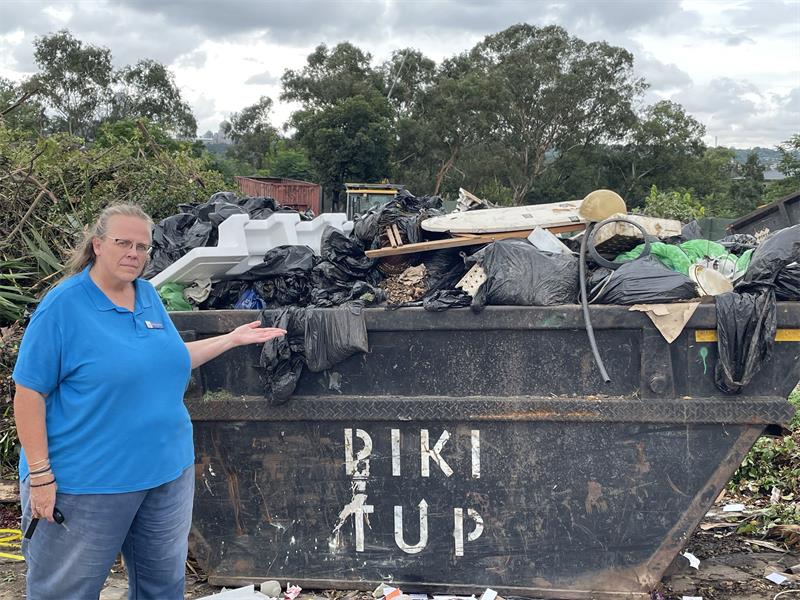 Increased waste volumes and landscapers using the facility are straining the Ballyclare garden refuse site in Bryanston, with the Ward 103 councillor calling for urgent action from Pikitup.