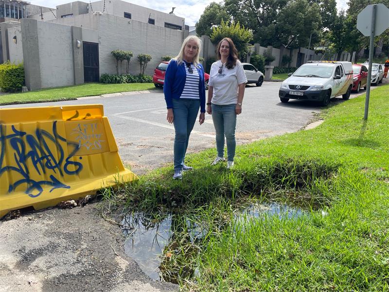 Johannesburg Water’s water tests link Parkmore streets' flooding to borehole water.