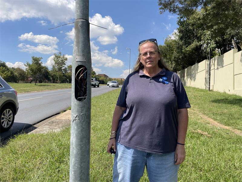 Following safety concerns raised on Ballyclare Drive due to non-functional streetlights, City Power confirmed that eight streetlights have been restored, with eleven yet to be repaired.