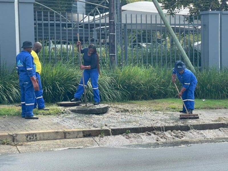 Ward 103 councillor Lynda Shackleford urged residents to report issues promptly following a three-day sewage overflow on Ballyclare Drive.