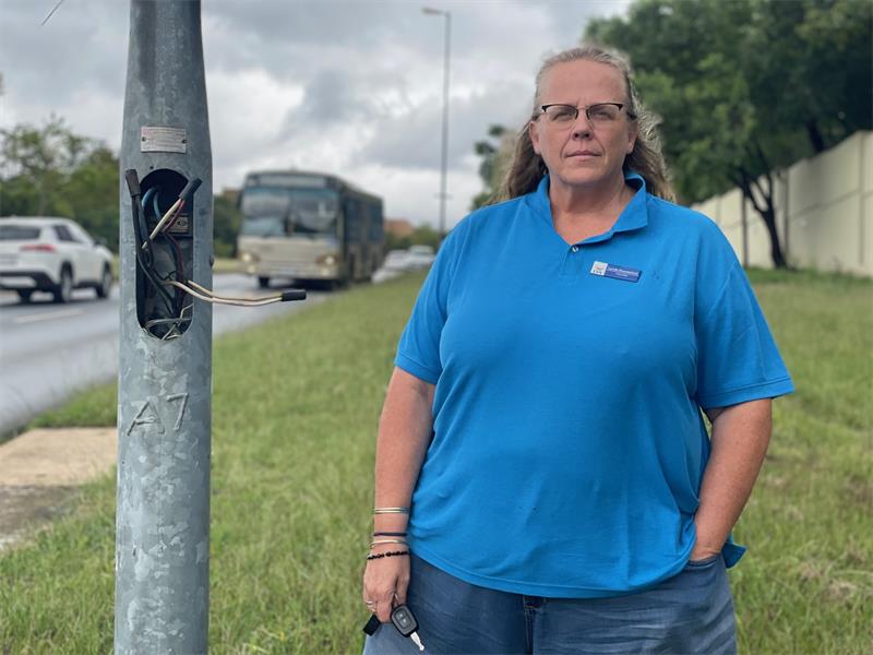 City Power says 17 streetlights have been repaired, yet residents insist dangerous gaps in lighting continue to threaten safety along key Bryanston routes.