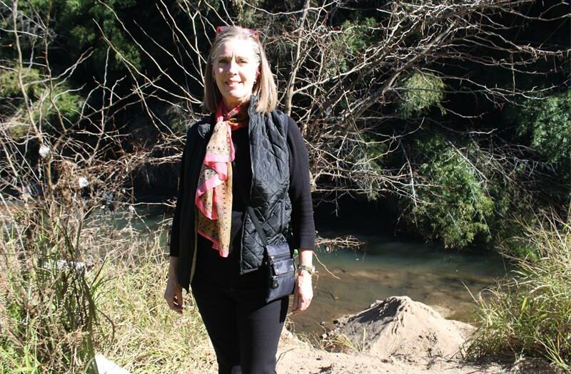 Sandown’s environmental group is appealing for public support to safeguard the Sandspruit River and transform the threatened riverbank into a safe recreational space for the community.