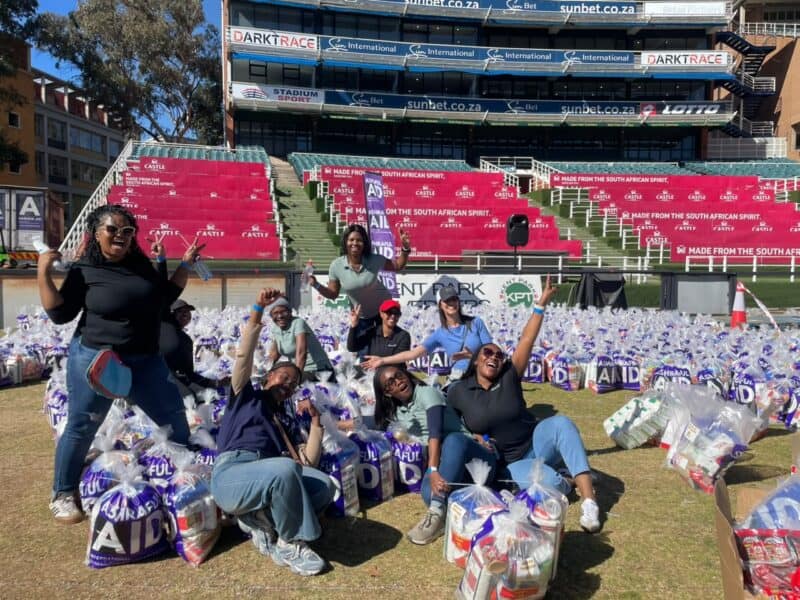 Just two days before the official celebration of Nelson Mandela Day, Ashraful Aid’s Mandela Day initiative brought together corporate volunteers from across Johannesburg to pack food parcels to feed the vulnerable.
