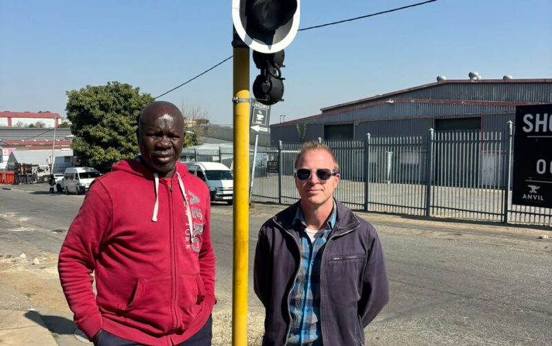 Johannesburg Roads Agency says widespread cable theft and vandalism have left more than 300 traffic signals across the city damaged, with the Wynberg intersection of Chadwick Avenue and 5th Street rating a priority four, so falling behind more important fixes.