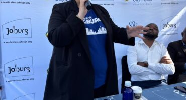 Councillor Emi Koekemoer backs the ward-by-ward campaign in Bryanston on August 19, 2026. Photo: Duduzile Khumalo