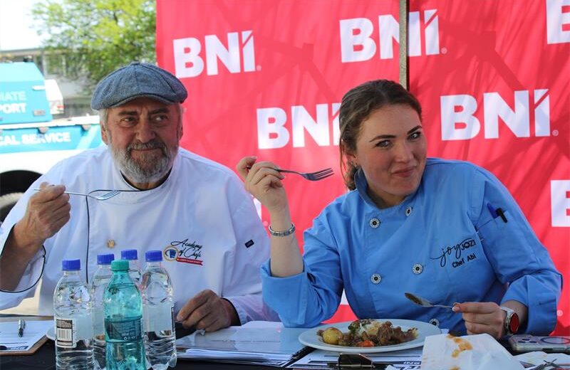 Jeff the Chef and Chef Abi judge of the potjiekos at Bryanston Sports Club on September 12, 2026. Photo: Xoliswa Zakwe