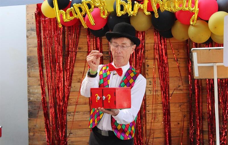 Magician Trevor ‘Trickey Trevor’ Duff brings a touch of wonder to the milestone celebration with his entertaining magic performance for the preschoolers at Curro Bryanston on September 11, 2026.