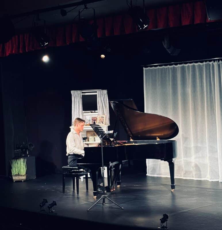 Daniel Larsen showcases his talent and skills on October 22, 2026. Photo: Duduzile Khumalo