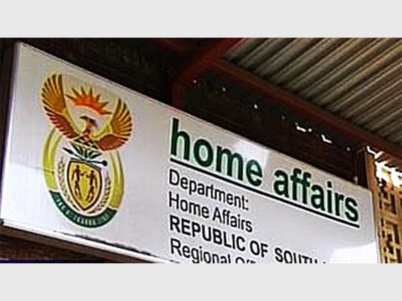 The Department of Home Affairs is encouraging learners aged 16 and older in Alberton and surrounding areas to apply for their first Smart ID card during the school holidays, ahead of the National Senior Certificate examinations.