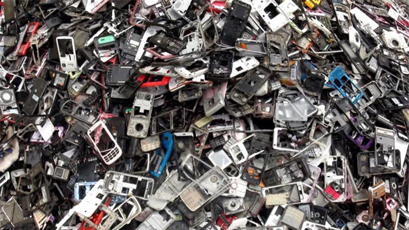 2014924132548792734_20