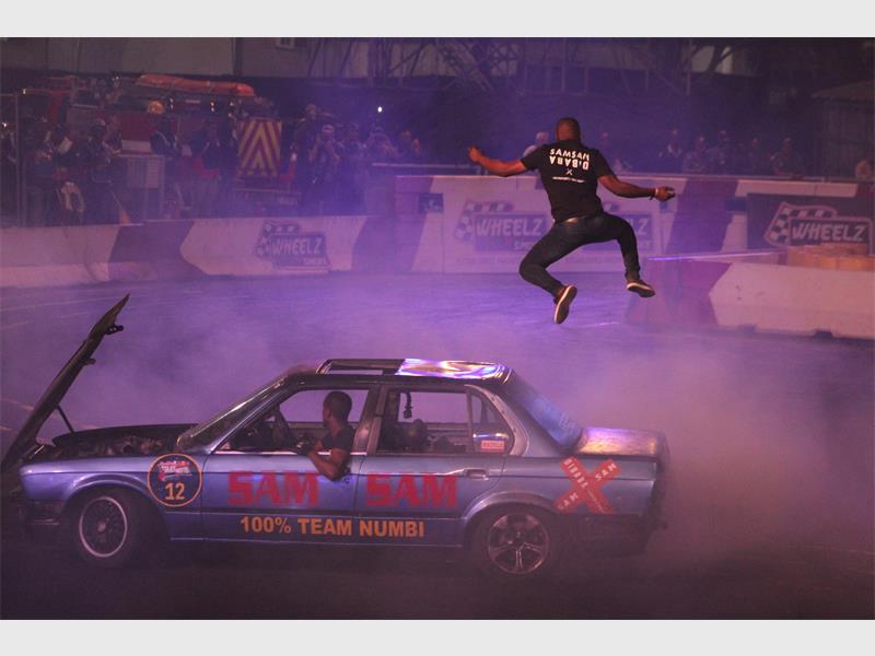 WATCH Spinners battle it out in SA’s biggest spinning competition